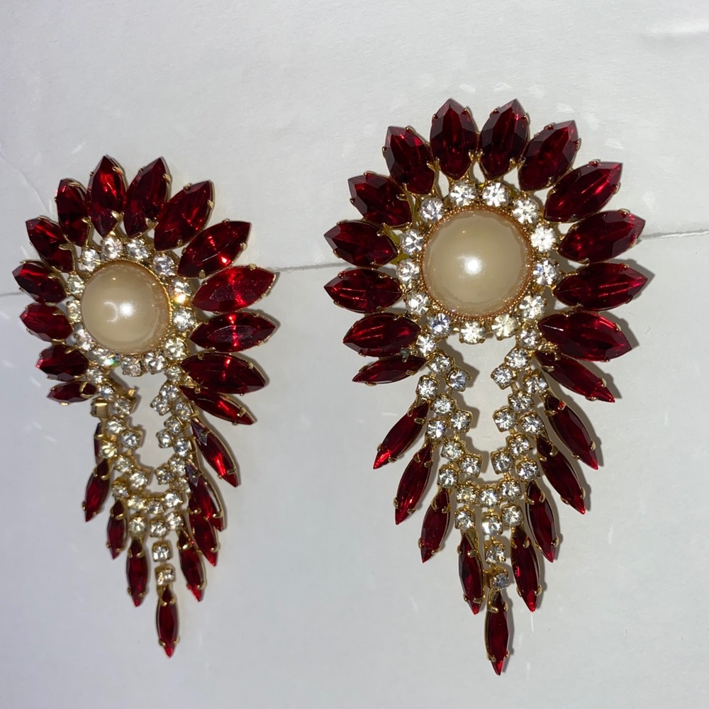 Vintage 70s style ruby red costume earrings